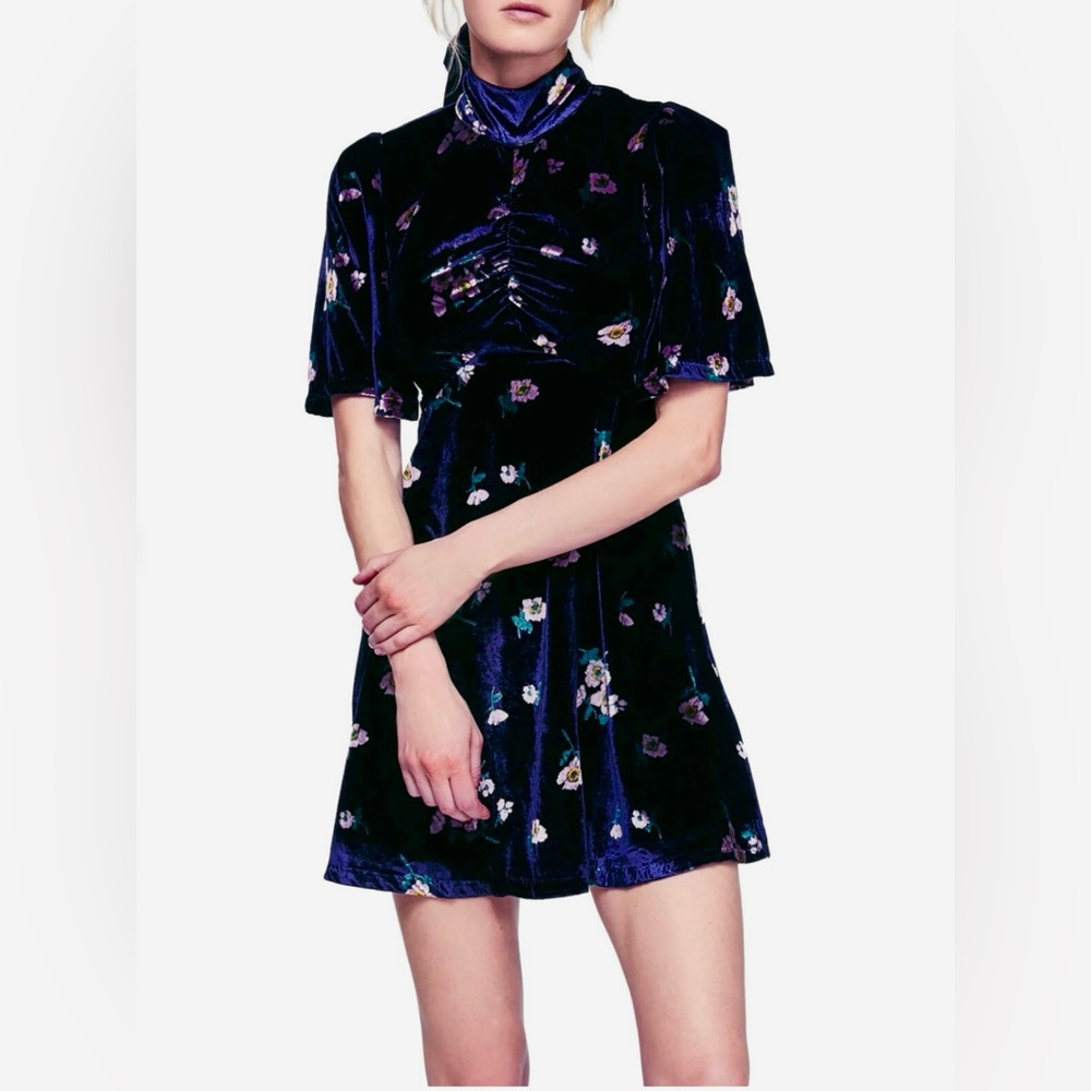 NWT Free People BE MY BABY Velvet Mini Dress Sz 4 Color Navy Floral SRP $148